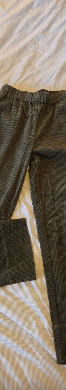 Naif Corduroy Pants in Olive Green